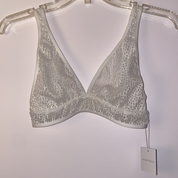 Underbares New Everyday Comfort Bra Wintr White, Elastic all around Stretch Lace - Picture 4 of 14